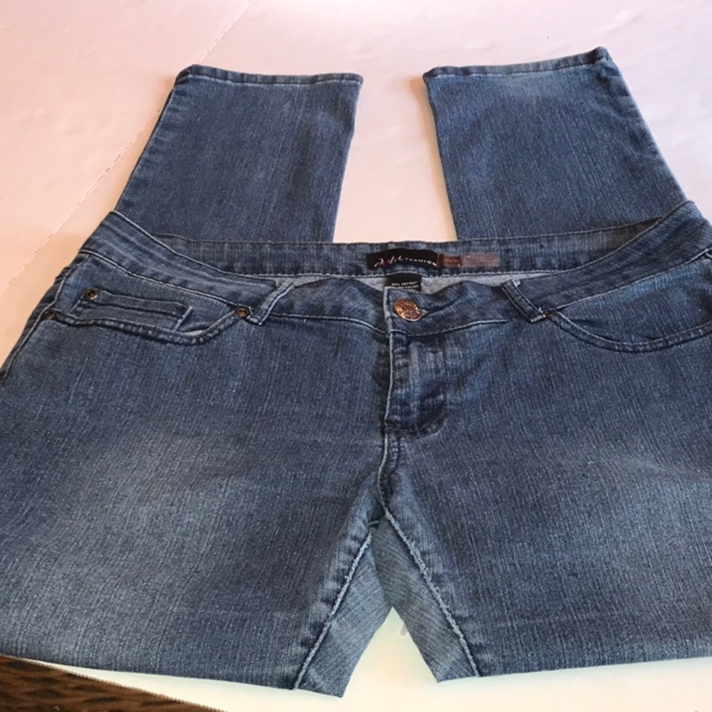 Dots Jeans